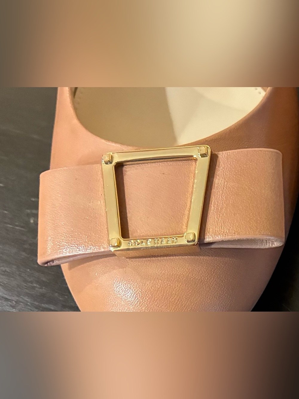 Cole Haan Tali Bow Pump Gold Buckle Deep Beige SZ. 8B NWOB - Picture 6 of 12